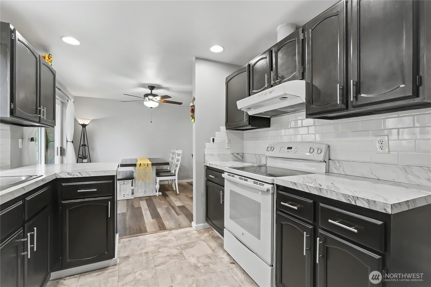 9807 Overlook Drive NW, Olympia, WA 98502-9717