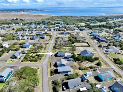 419 N Portal Loop SW, Ocean Shores, WA 98569 - Photo 10