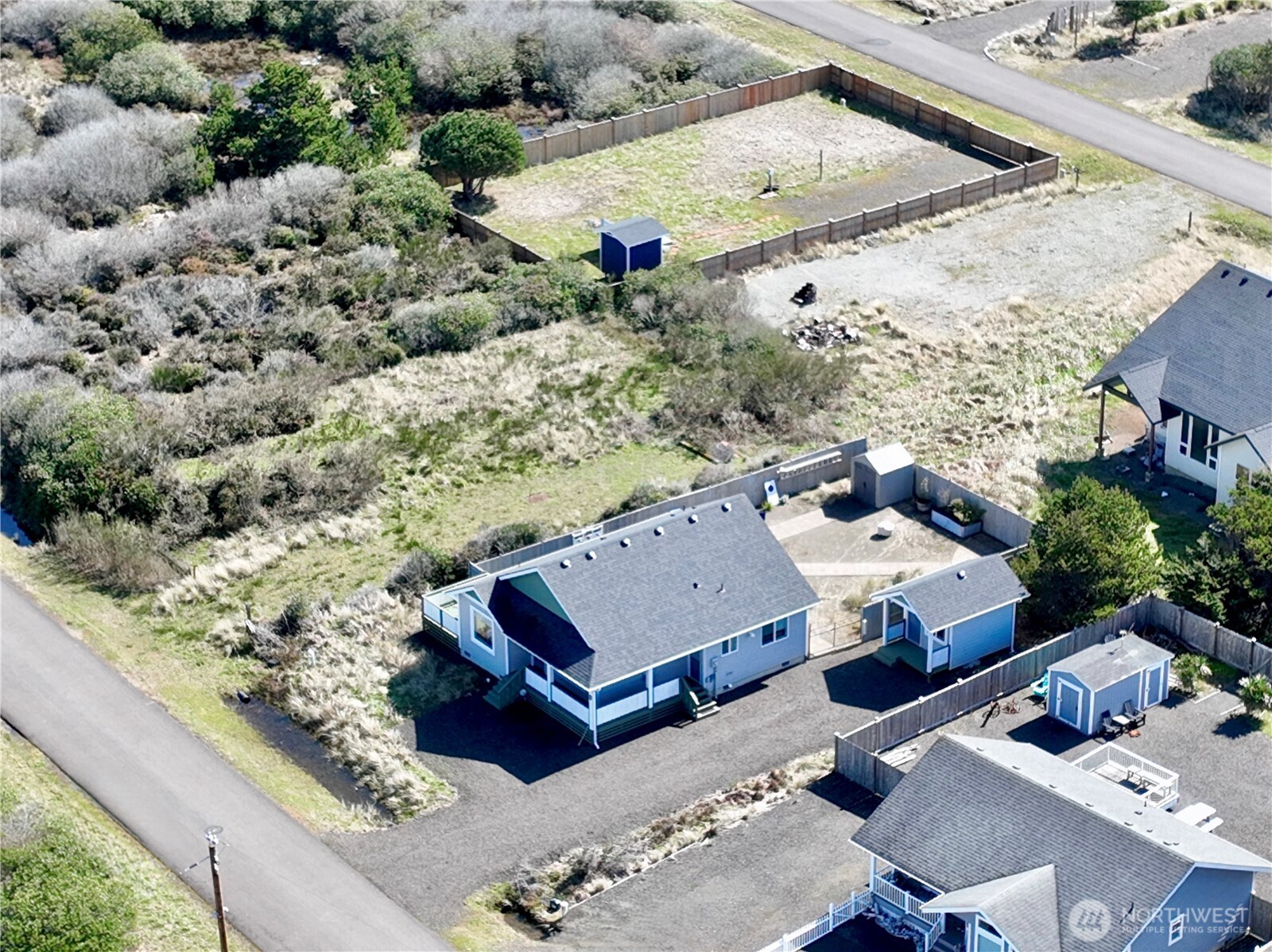 419 N Portal Loop SW, Ocean Shores, WA 98569