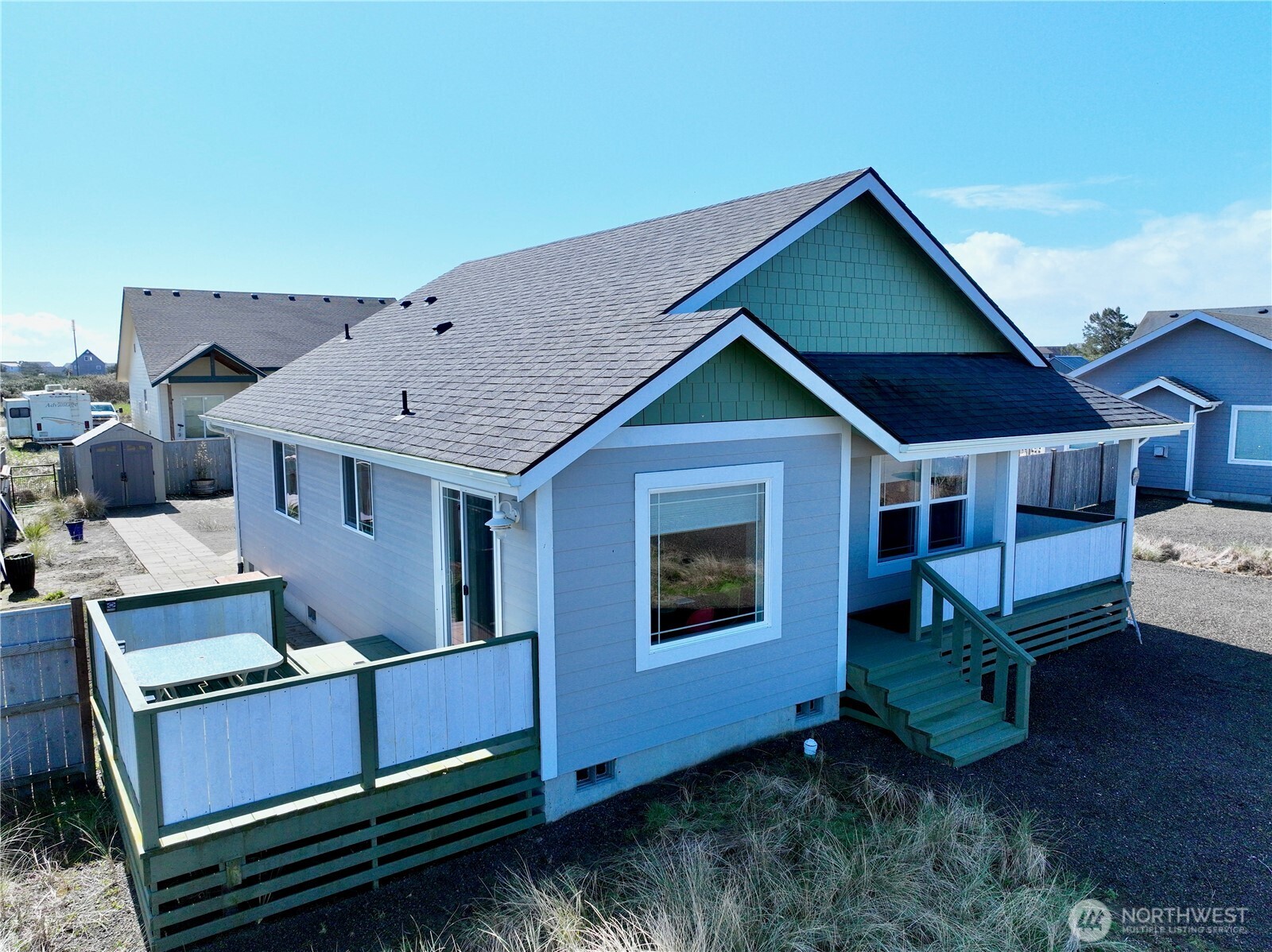 419 N Portal Loop SW, Ocean Shores, WA 98569