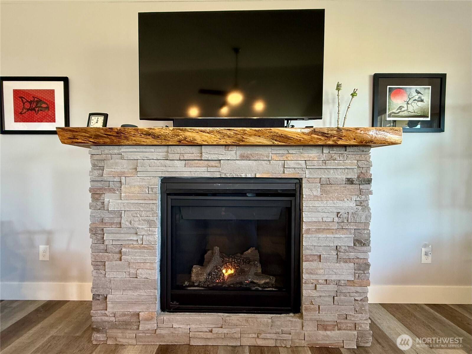 419 N Portal Loop SW, Ocean Shores, WA 98569