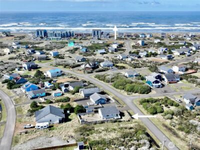 419 N Portal Loop SW, Ocean Shores, WA 98569 - Photo 2