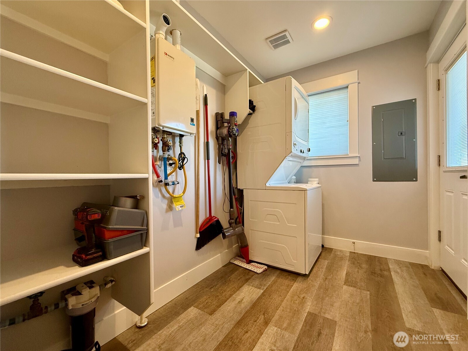 419 N Portal Loop SW, Ocean Shores, WA 98569