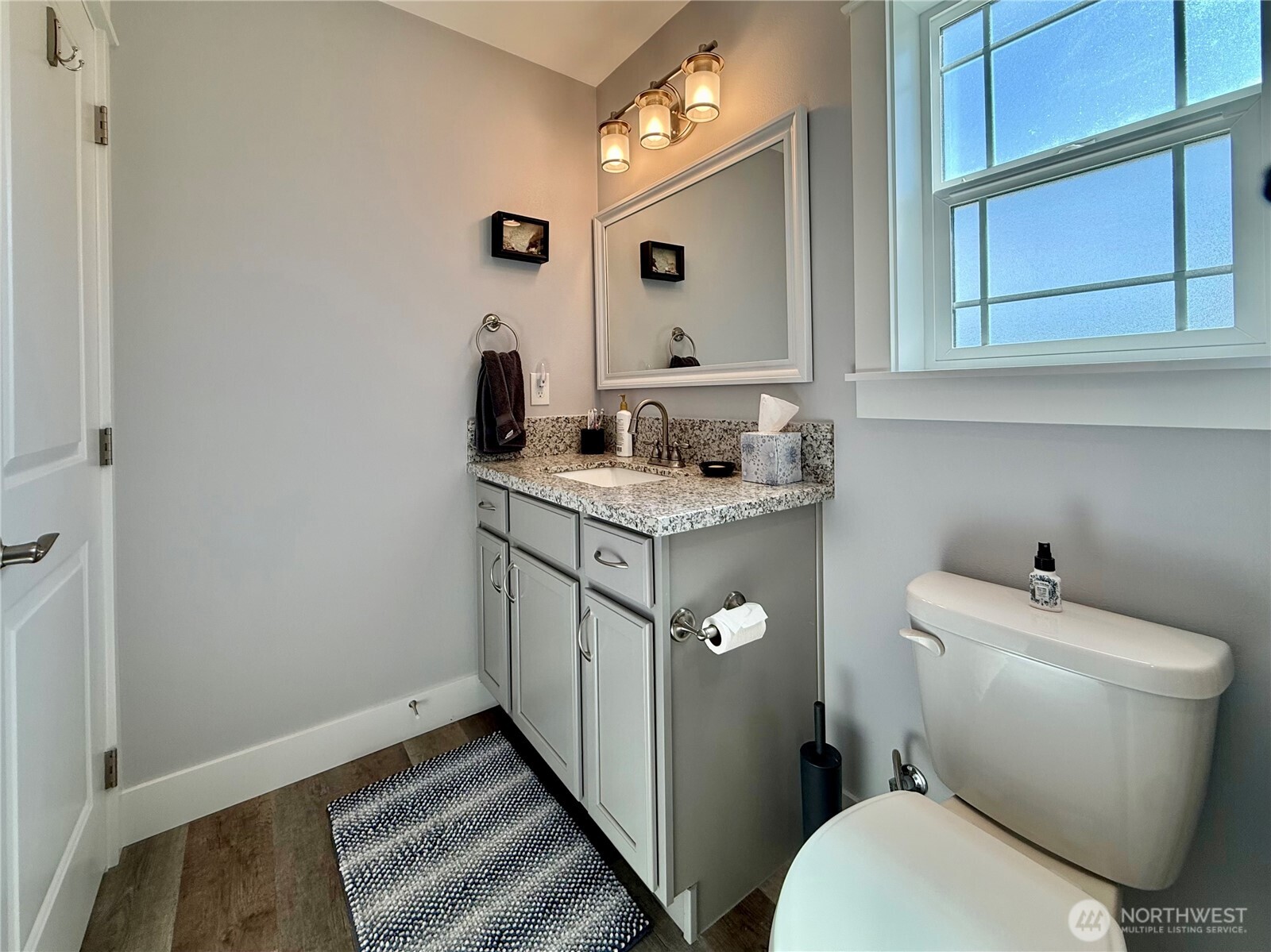 419 N Portal Loop SW, Ocean Shores, WA 98569