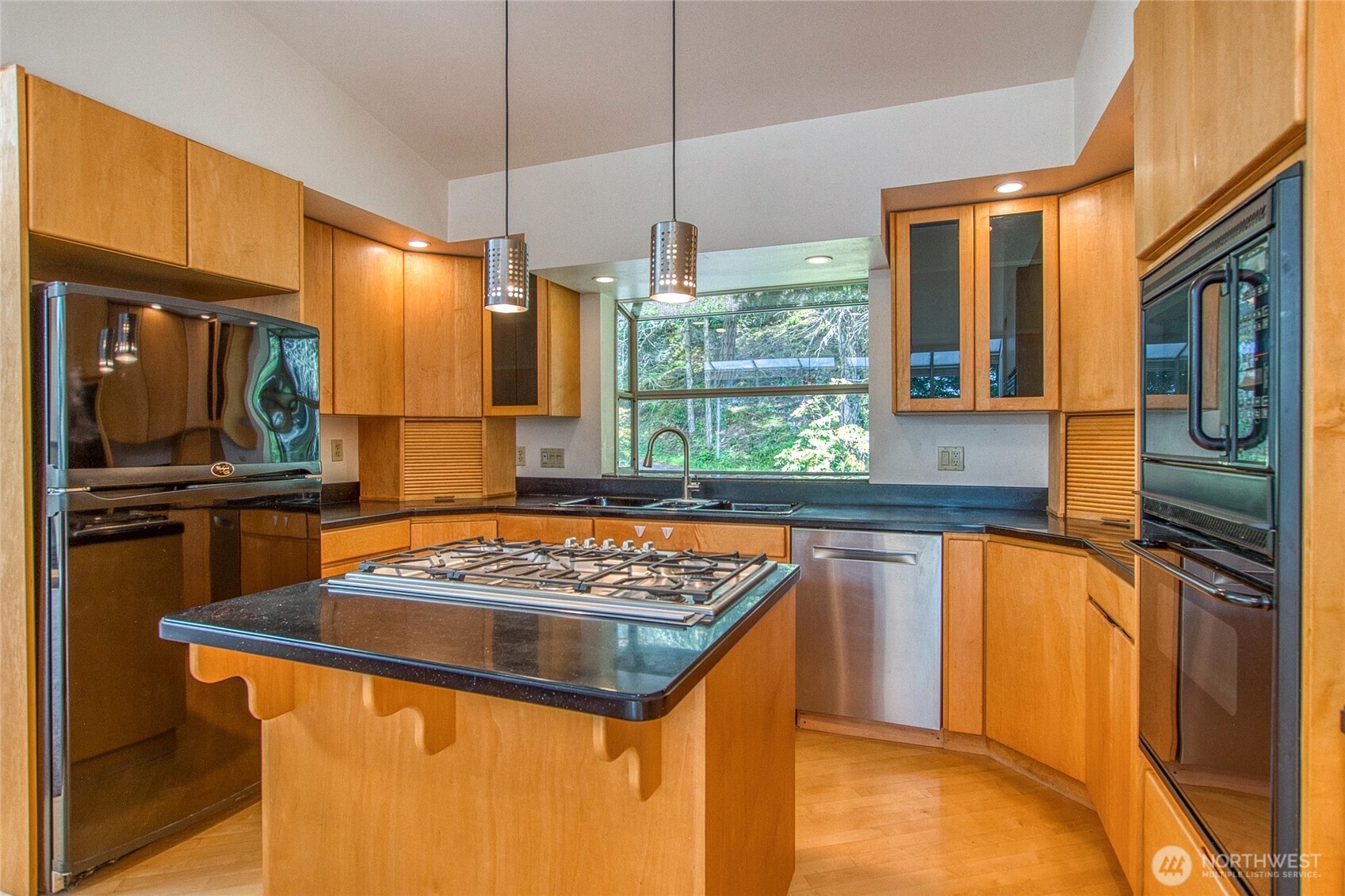 121 Switchback Road , Orcas Island, WA 98245