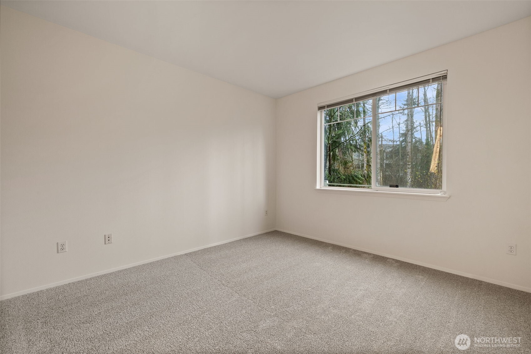 12712 Admiralty Way #E106, Everett, WA 98204