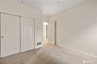 12712 Admiralty Way #E106, Everett, WA 98204 - Photo 16