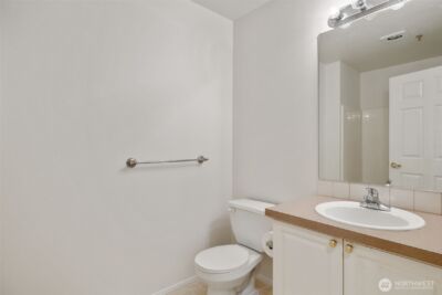 12712 Admiralty Way #E106, Everett, WA 98204 - Photo 17