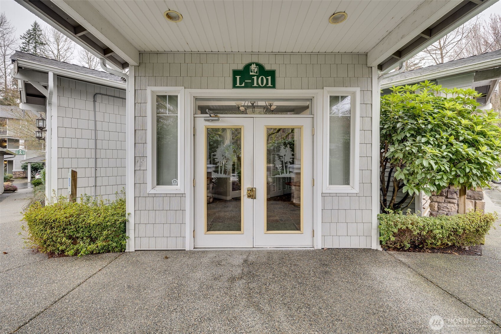 12712 Admiralty Way #E106, Everett, WA 98204