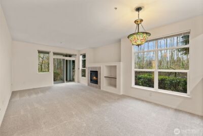 12712 Admiralty Way #E106, Everett, WA 98204 - Photo 4
