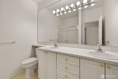 12712 Admiralty Way #E106, Everett, WA 98204 - Photo 10
