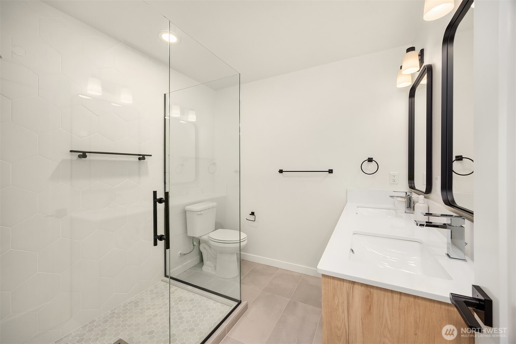 8606 Linden Avenue N, Seattle, WA 98103