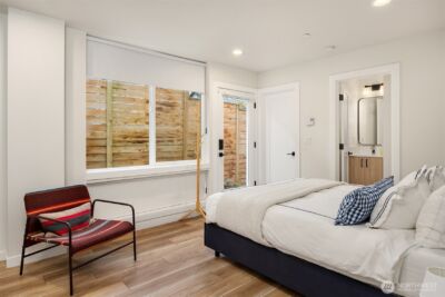 8606 Linden Avenue N, Seattle, WA 98103 - Photo 23