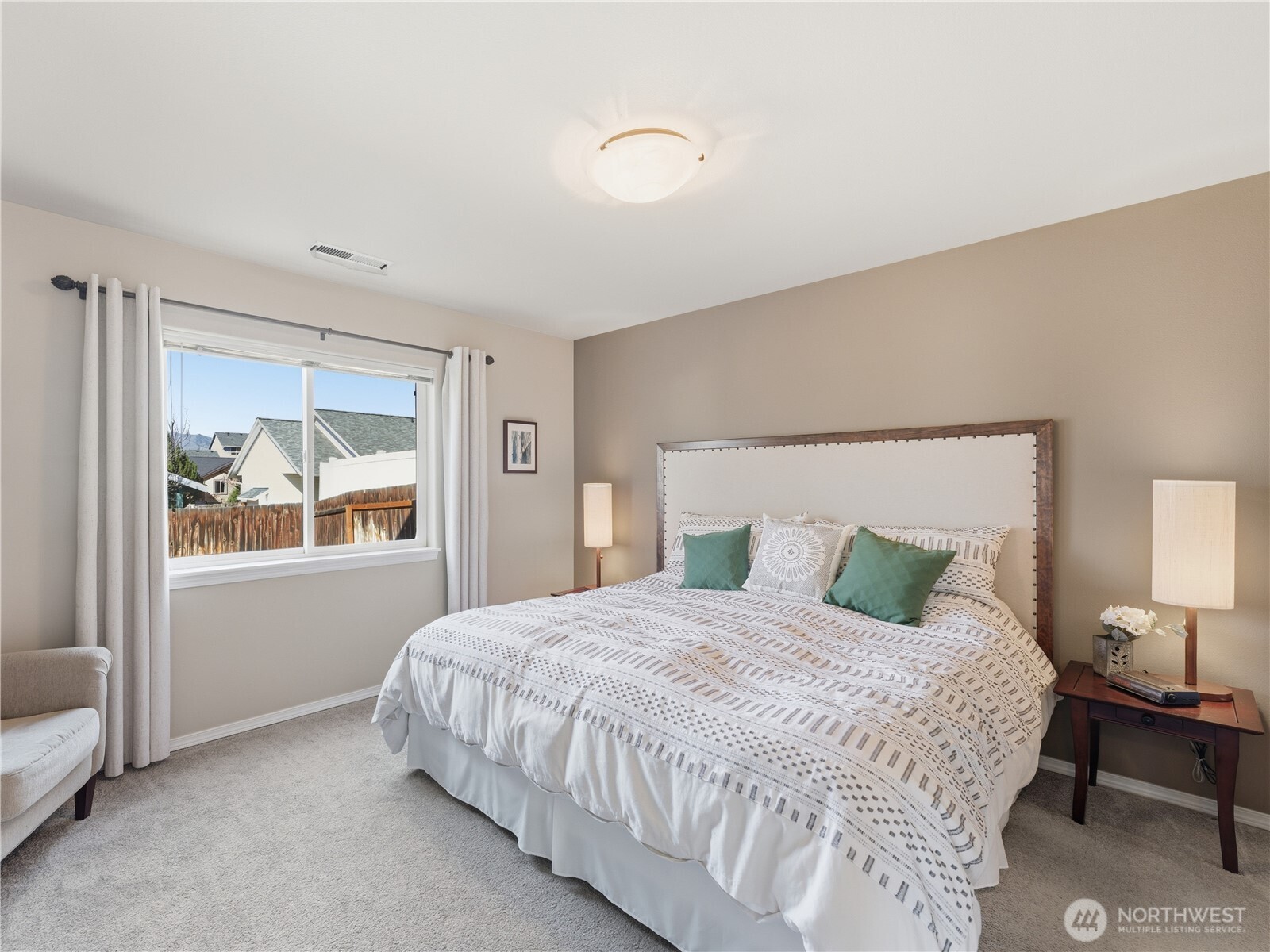 316 S Mary Avenue , East Wenatchee, WA 98802