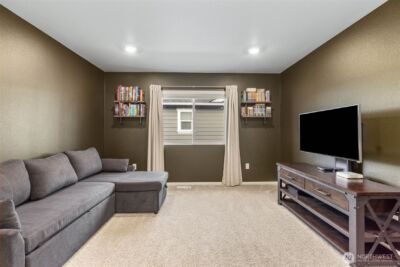 19014 131st Street Ct E, Bonney Lake, WA 98391 - Photo 23