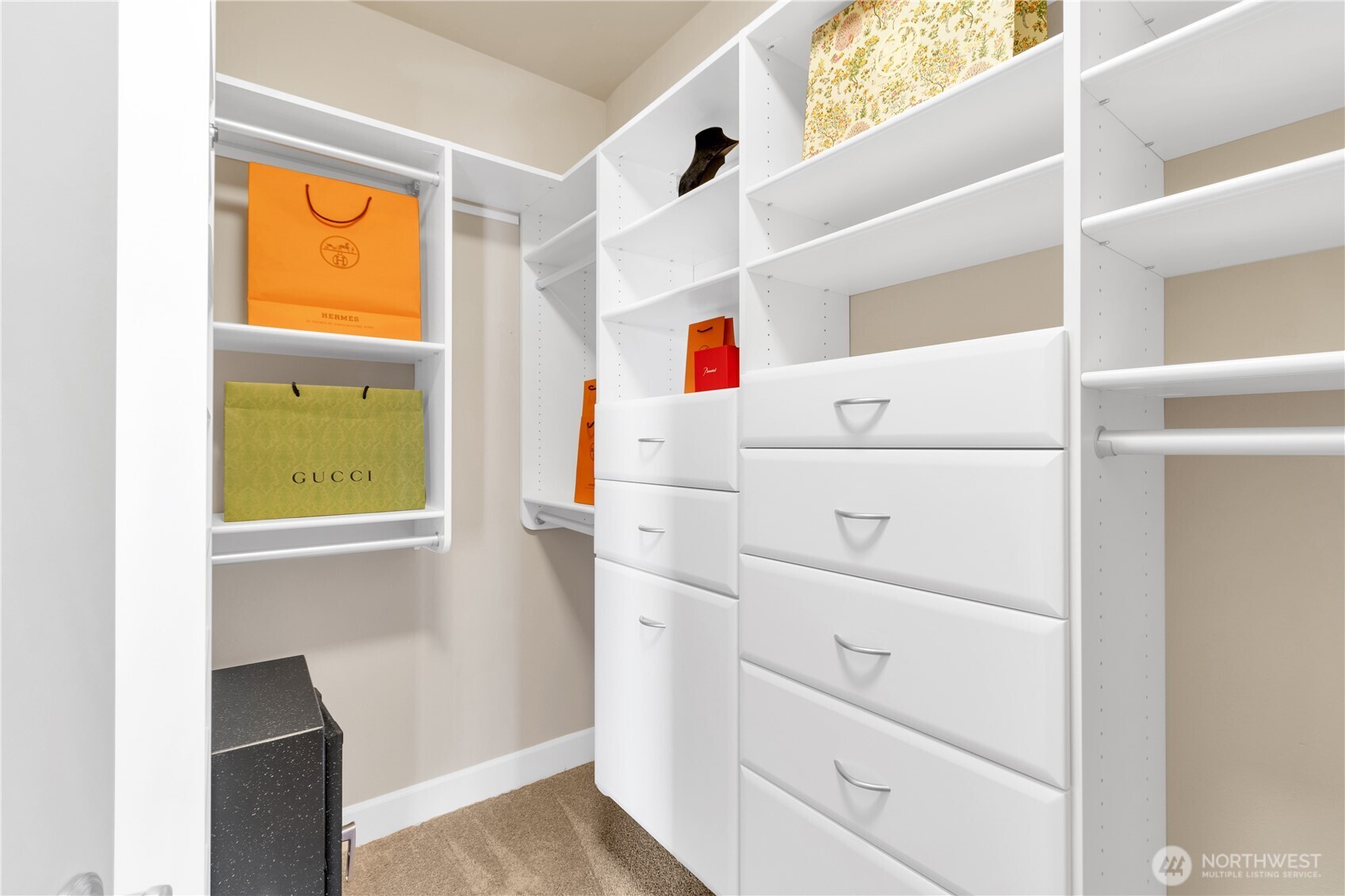 11004 NE 11th Street #606, Bellevue, WA 98004-4580