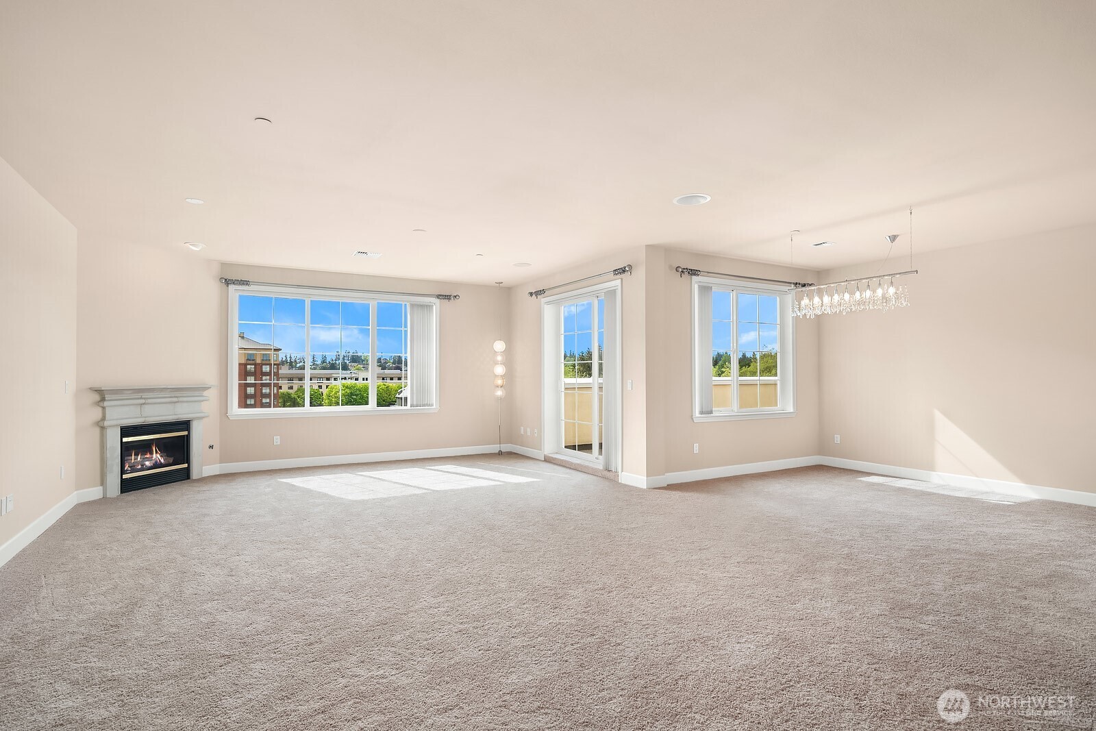 11004 NE 11th Street #606, Bellevue, WA 98004-4580