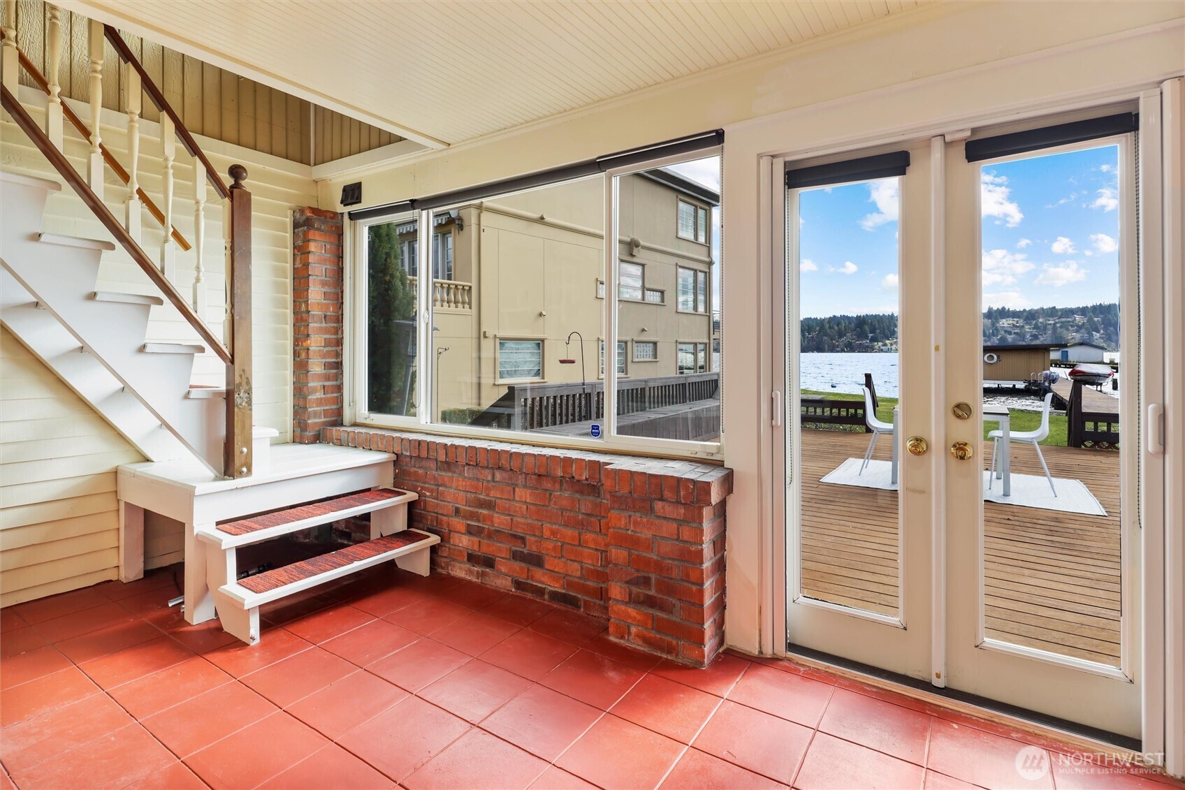 4728 NE 172nd Street , Lake Forest Park, WA 98155