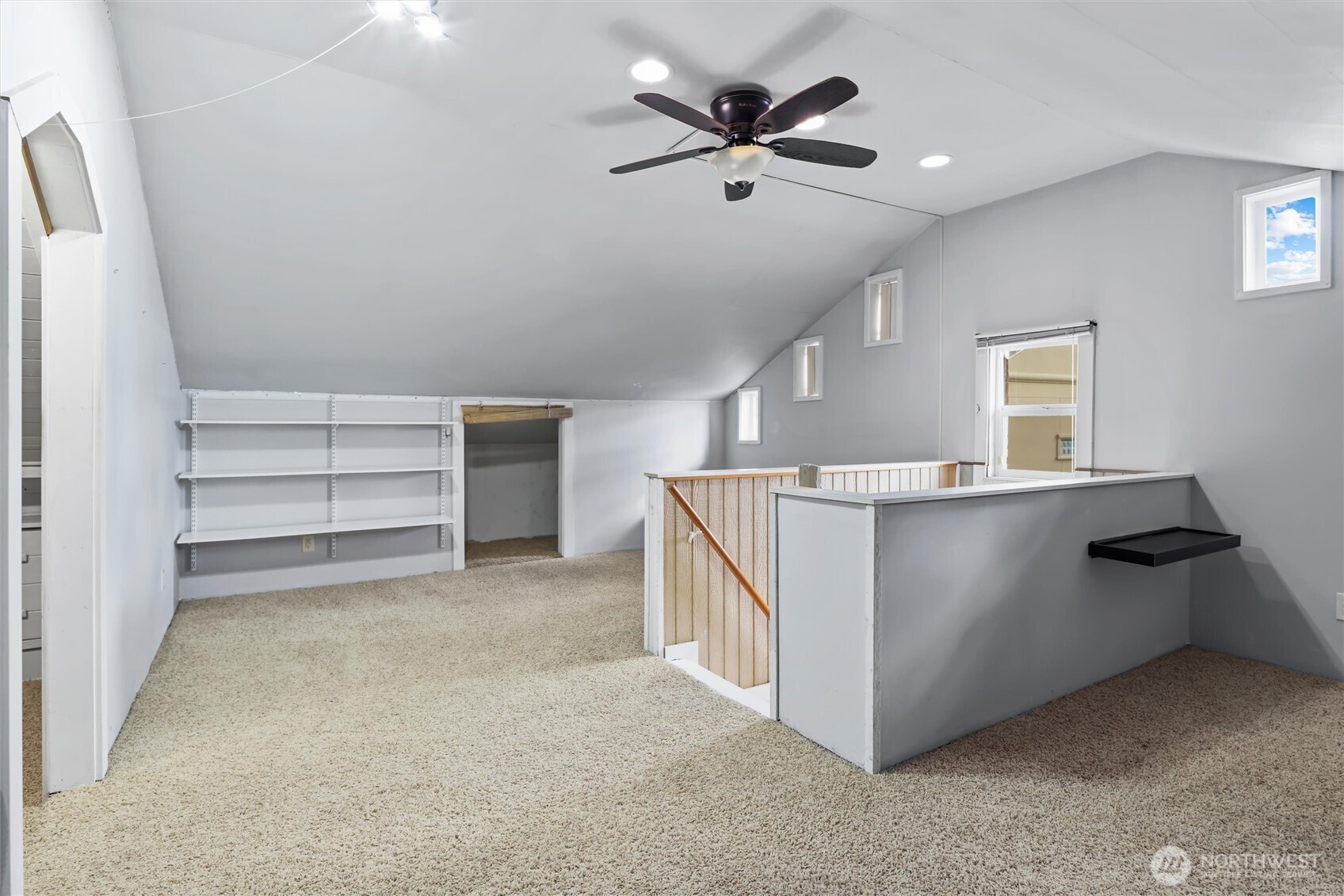 4728 NE 172nd Street , Lake Forest Park, WA 98155