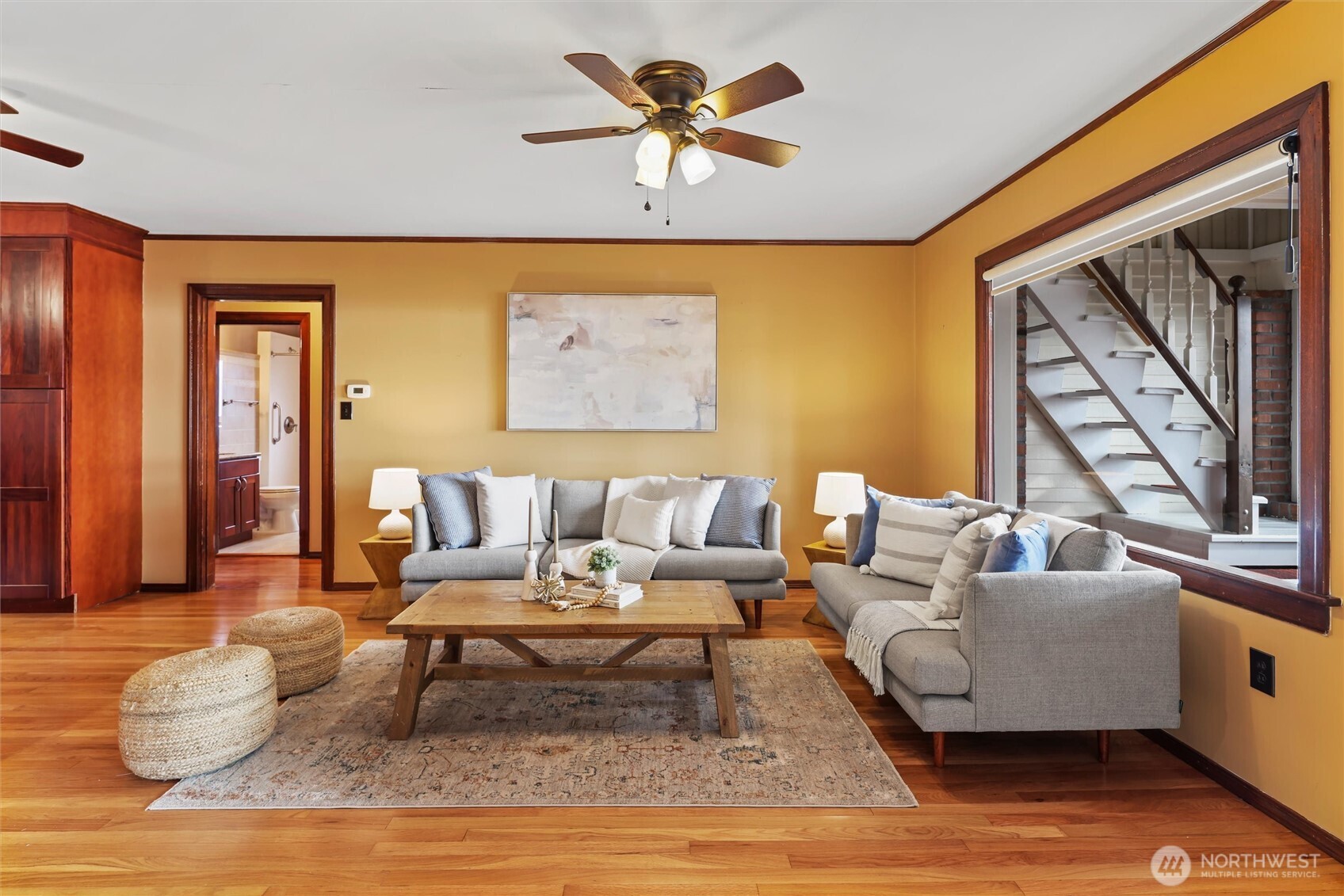 4728 NE 172nd Street , Lake Forest Park, WA 98155