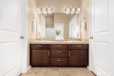 932 N 96th Street , Seattle, WA 98103 - Photo 18