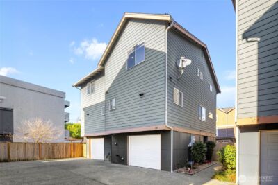 932 N 96th Street , Seattle, WA 98103 - Photo 2