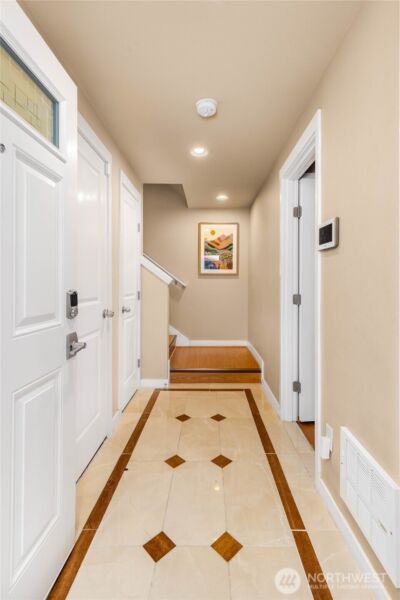 932 N 96th Street , Seattle, WA 98103 - Photo 4