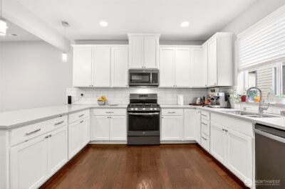 22925 79th Place W #B, Edmonds, WA 98026 - Photo 2