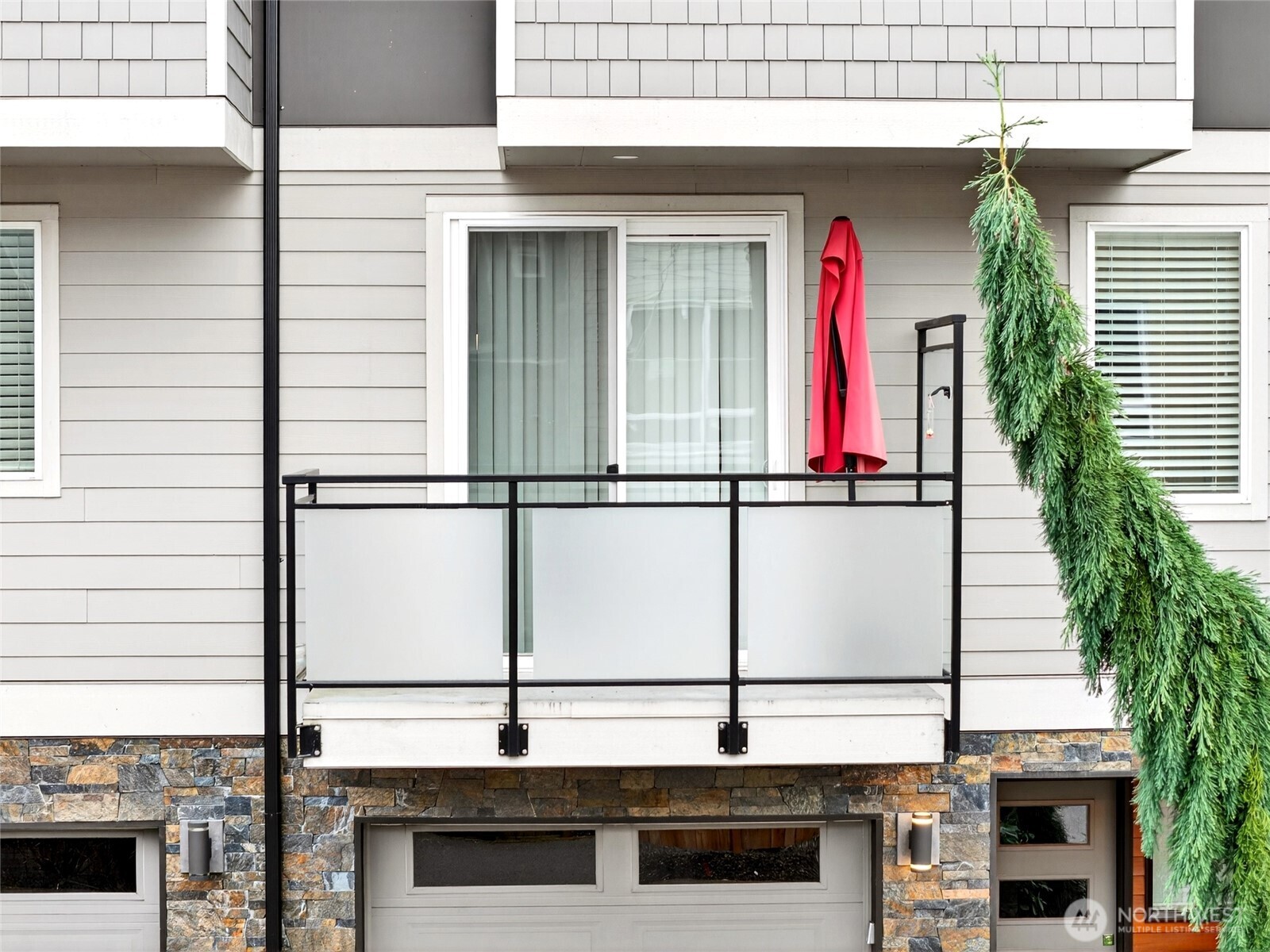22925 79th Place W #B, Edmonds, WA 98026