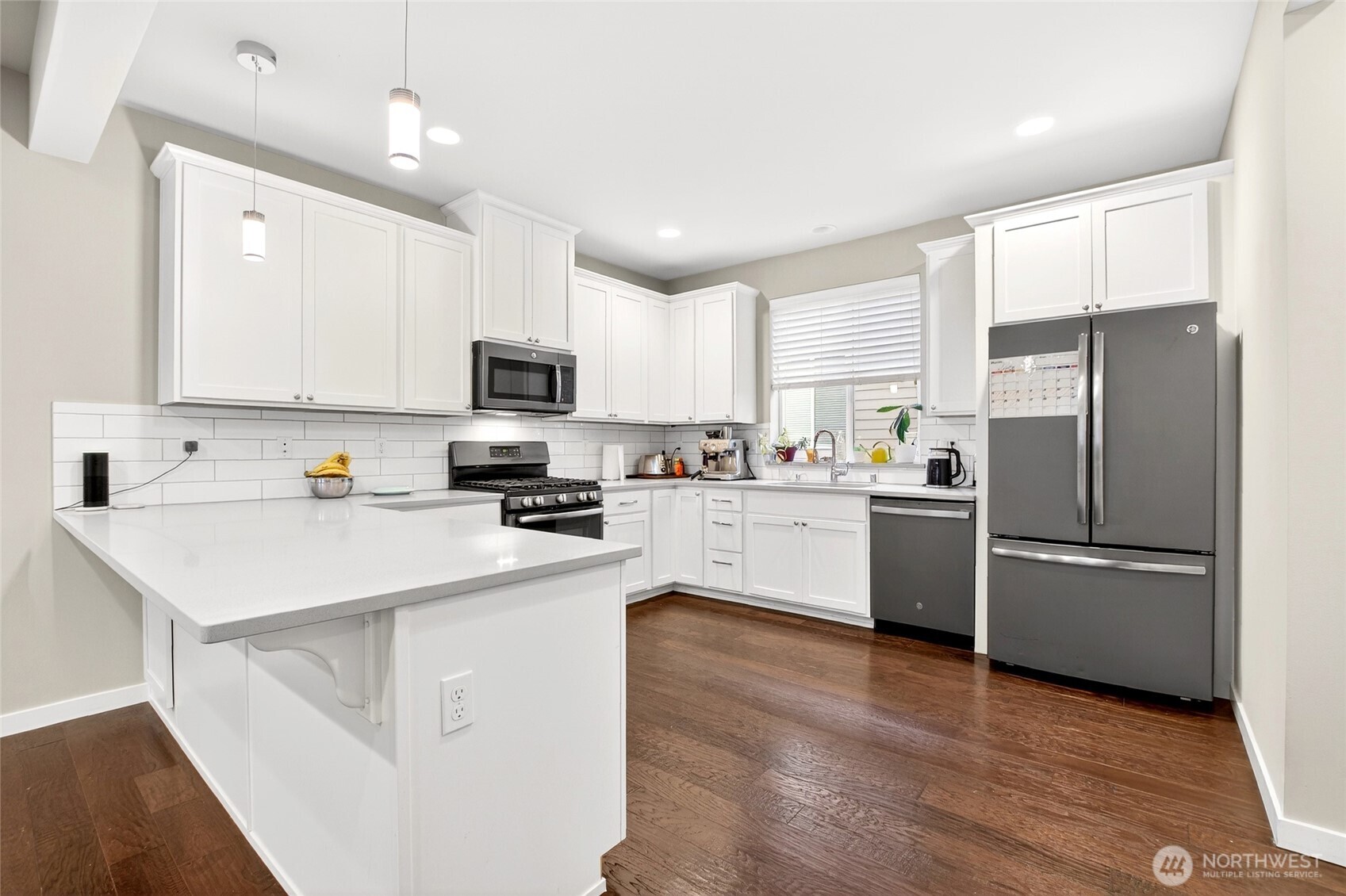 22925 79th Place W #B, Edmonds, WA 98026
