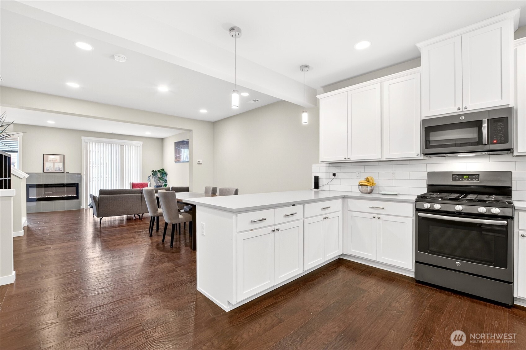 22925 79th Place W #B, Edmonds, WA 98026