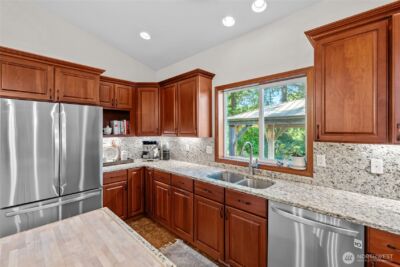 19838 Bear View Lane SW, Rochester, WA 98579 - Photo 10