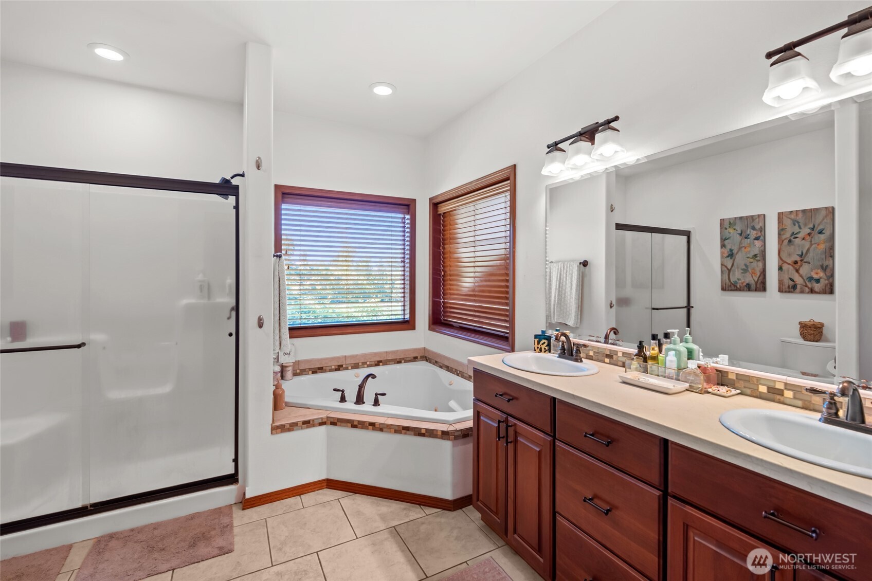 19838 Bear View Lane SW, Rochester, WA 98579