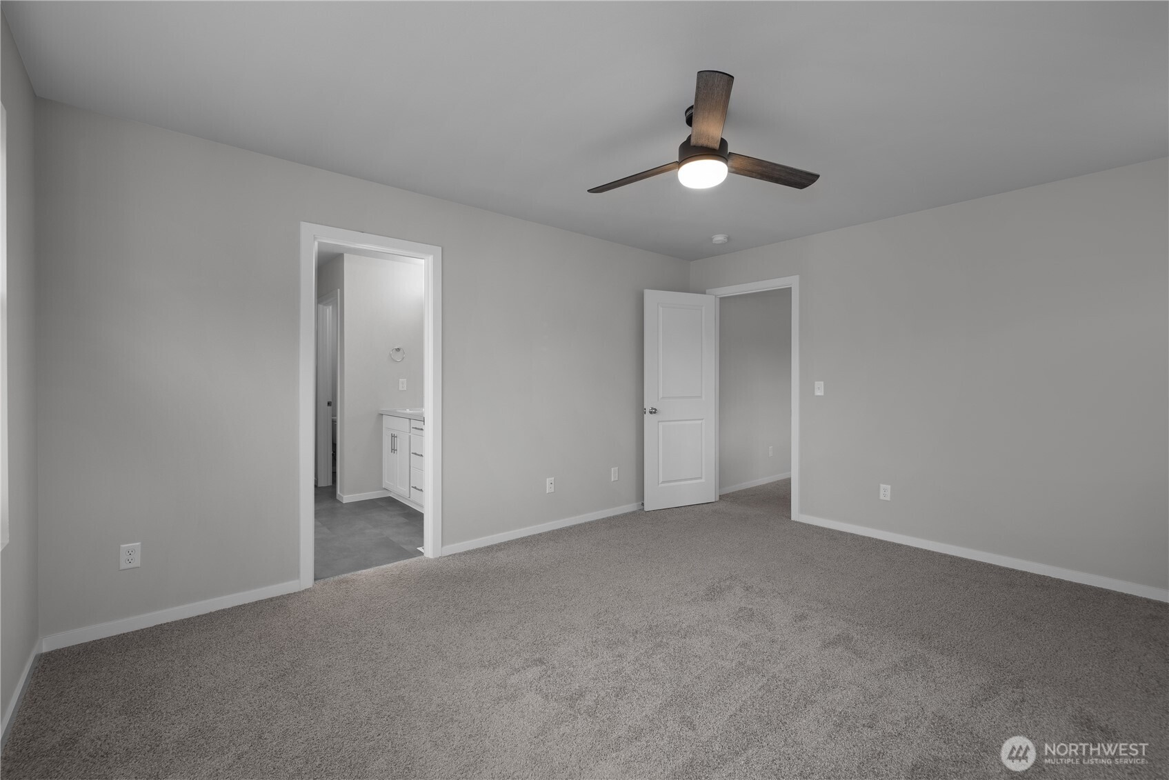 2413 Mookie Lane NE, Lacey, WA 98516