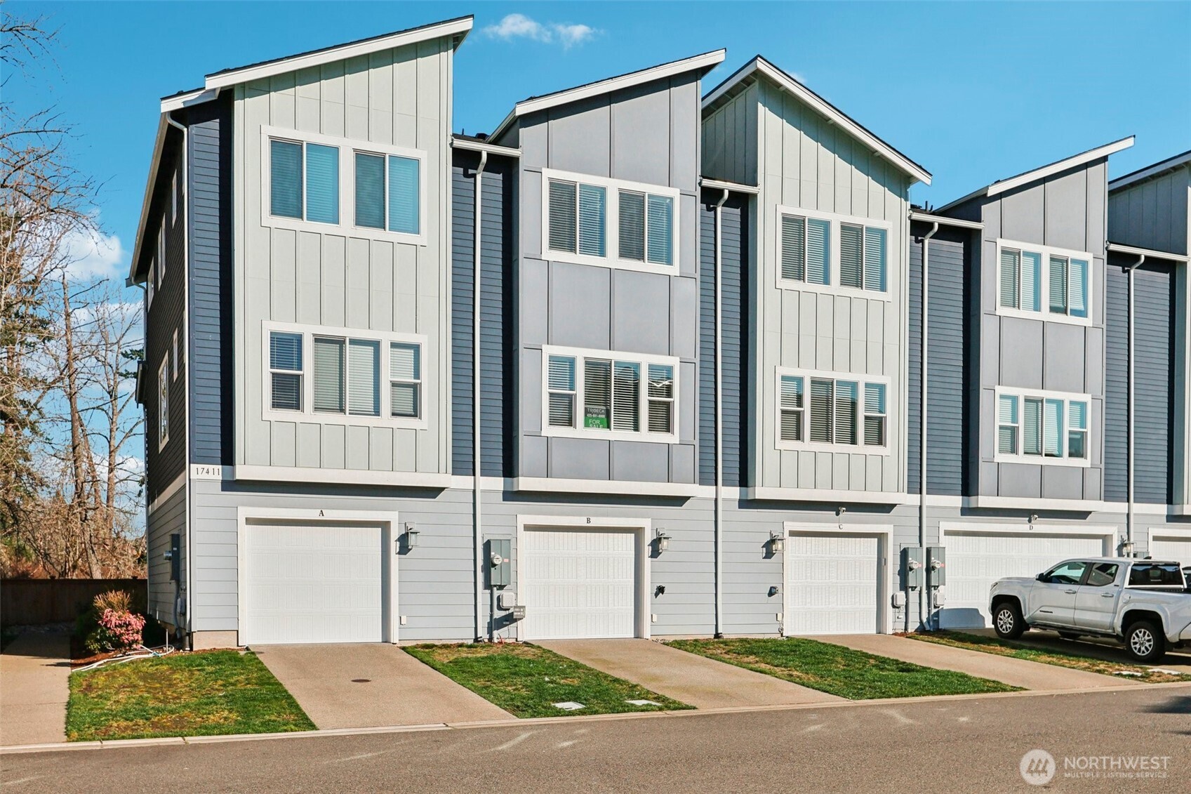 17411 118th Avenue Ct E #B, Puyallup, WA 98374-7809