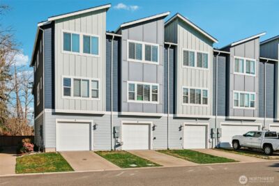 17411 118th Avenue Ct E #B, Puyallup, WA 98374-7809 - Photo 2