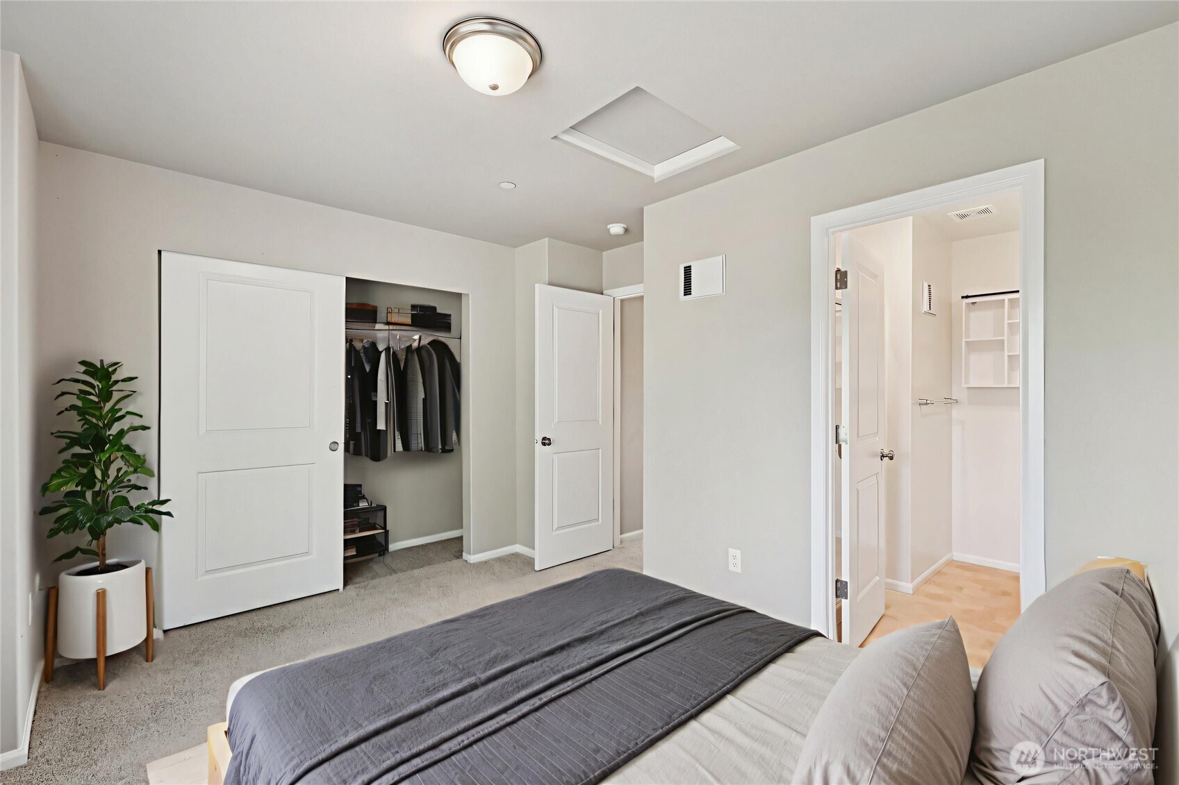 17411 118th Avenue Ct E #B, Puyallup, WA 98374-7809