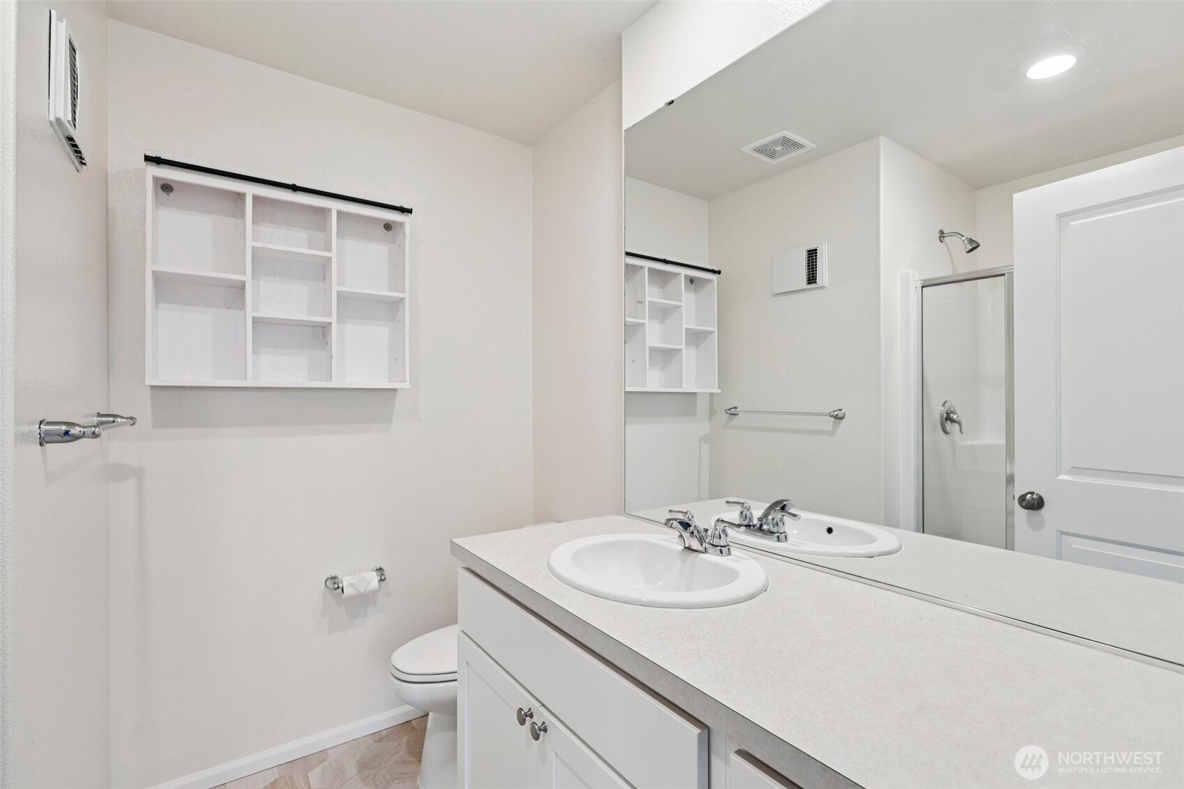 17411 118th Avenue Ct E #B, Puyallup, WA 98374-7809