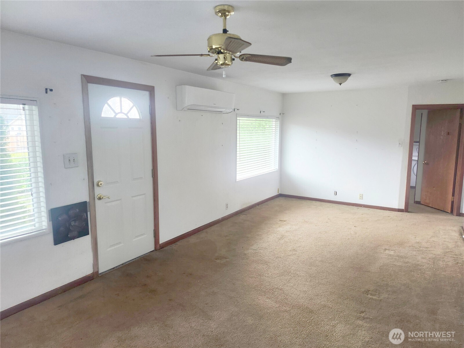 7552 E F Street , Tacoma, WA 98404-1050