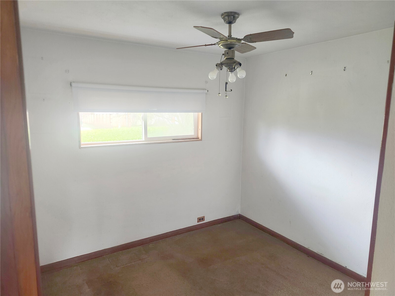 7552 E F Street , Tacoma, WA 98404-1050