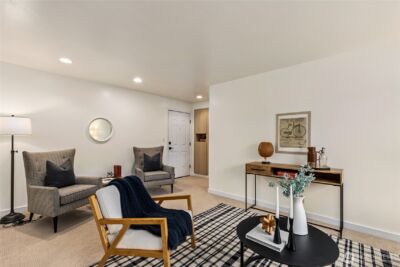 2111 E John Street #202, Seattle, WA 98112 - Photo 2