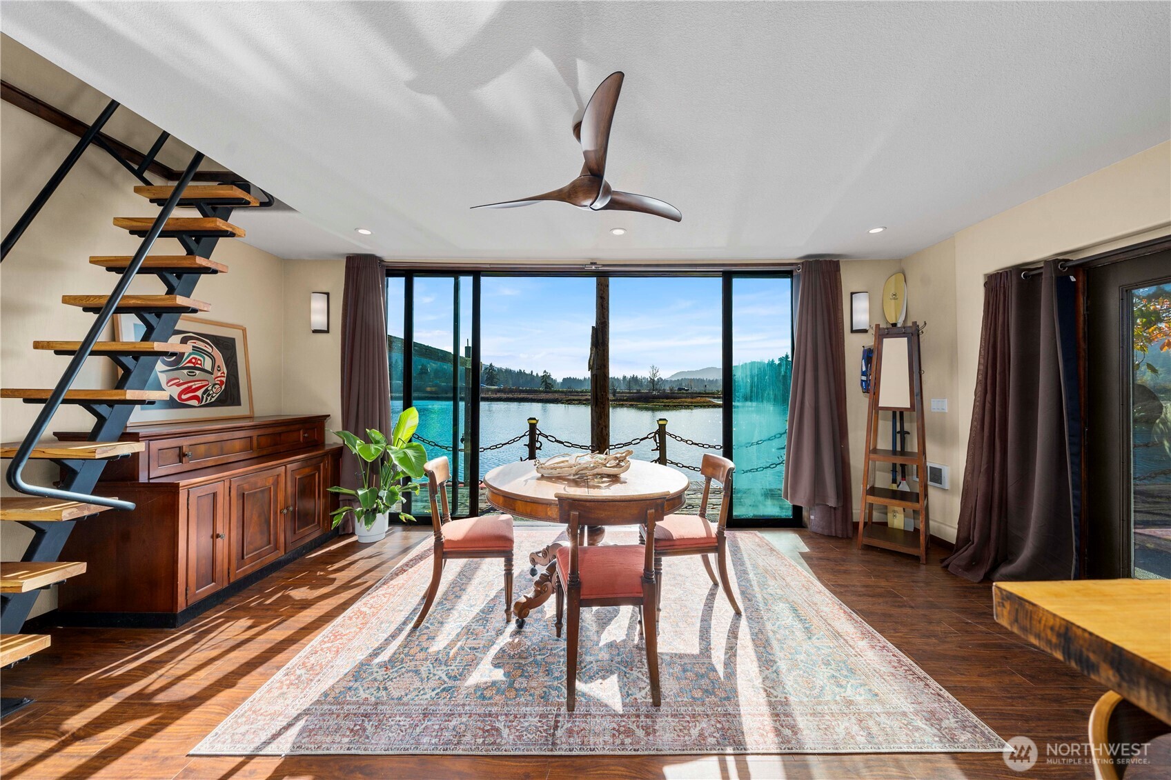 5025 Mud Bay Road NW, Olympia, WA 98502-1734