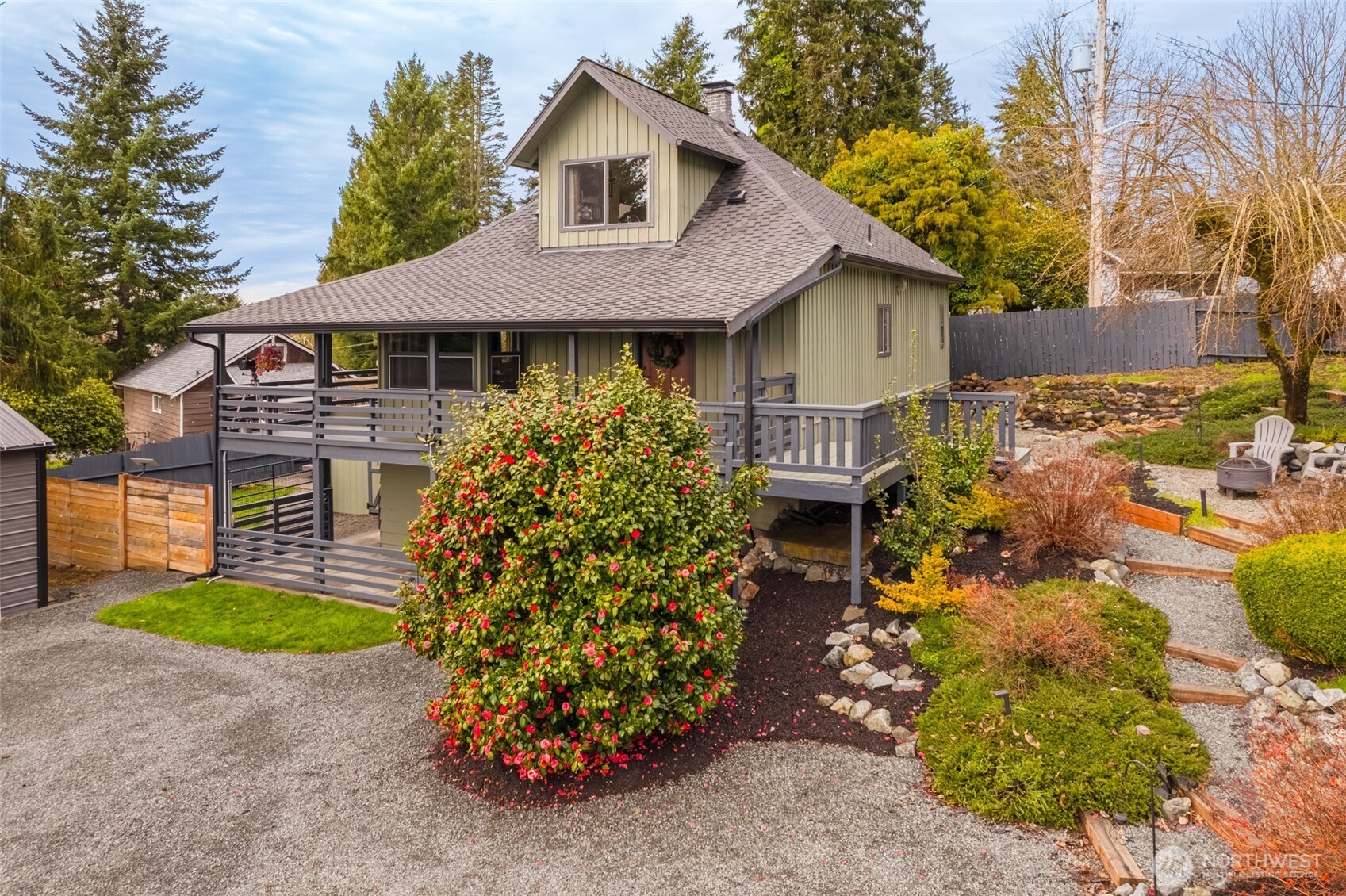 25710 Pacific St , Black Diamond, WA 98010