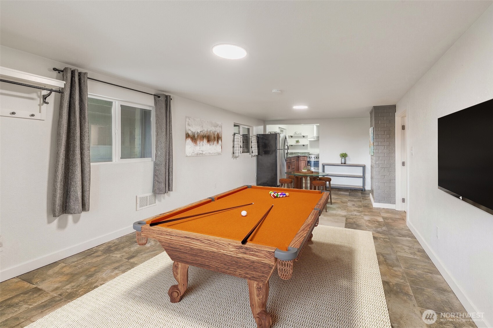 25710 Pacific St , Black Diamond, WA 98010