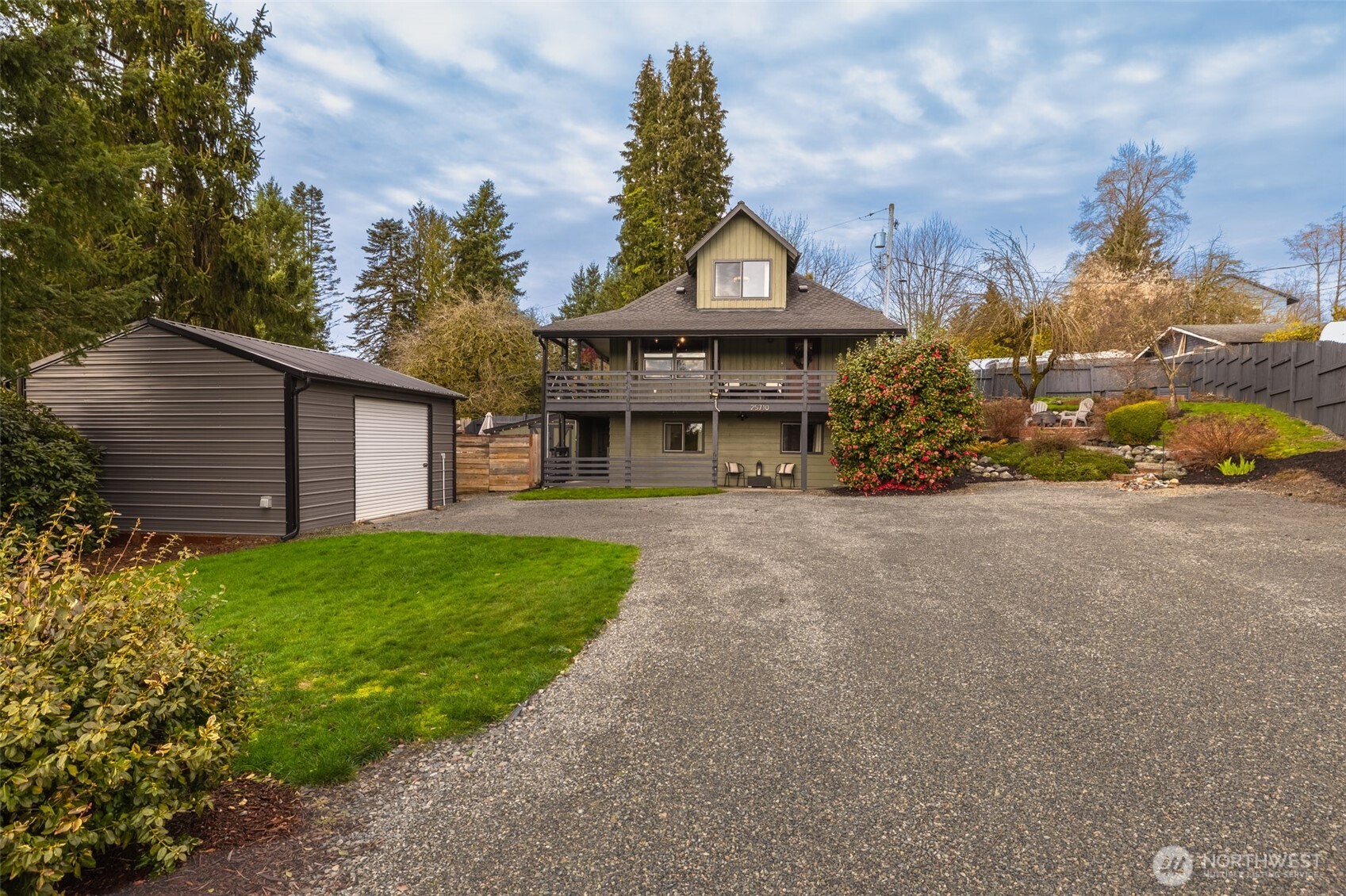 25710 Pacific St , Black Diamond, WA 98010