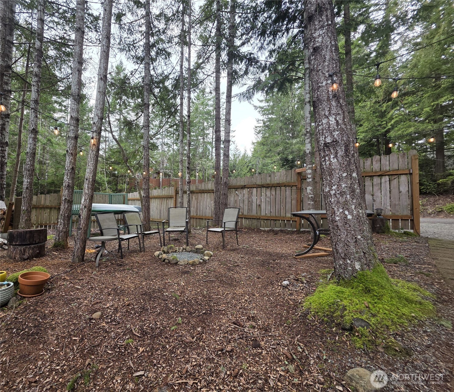42 W Wildwood Lane , Brinnon, WA 98320