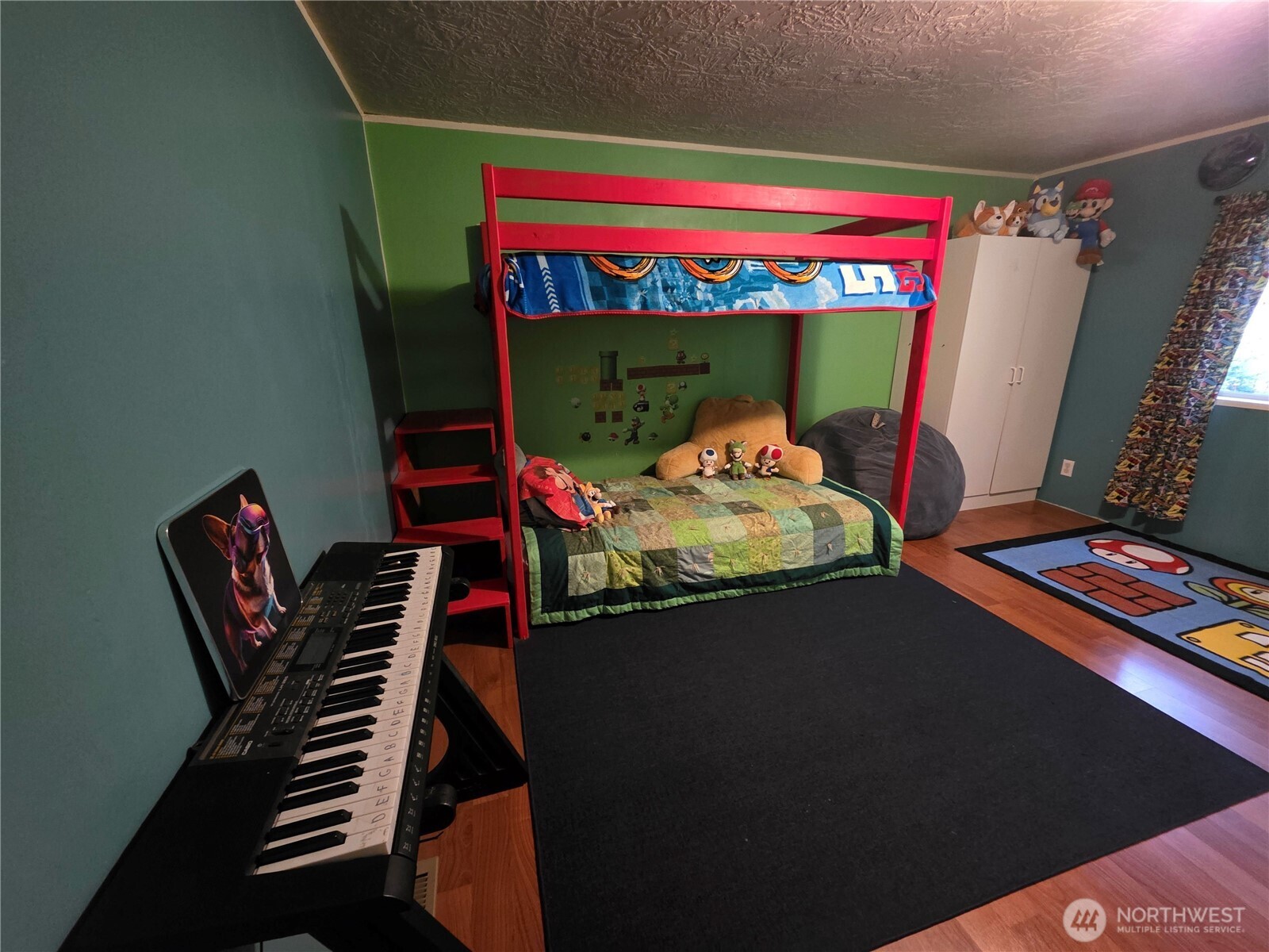 42 W Wildwood Lane , Brinnon, WA 98320