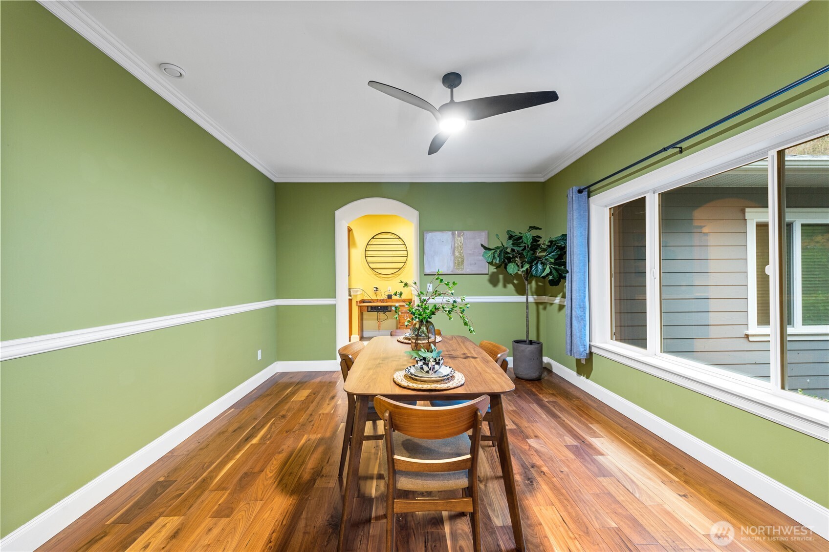 6608 Ivy Street , Anacortes, WA 98221-8263