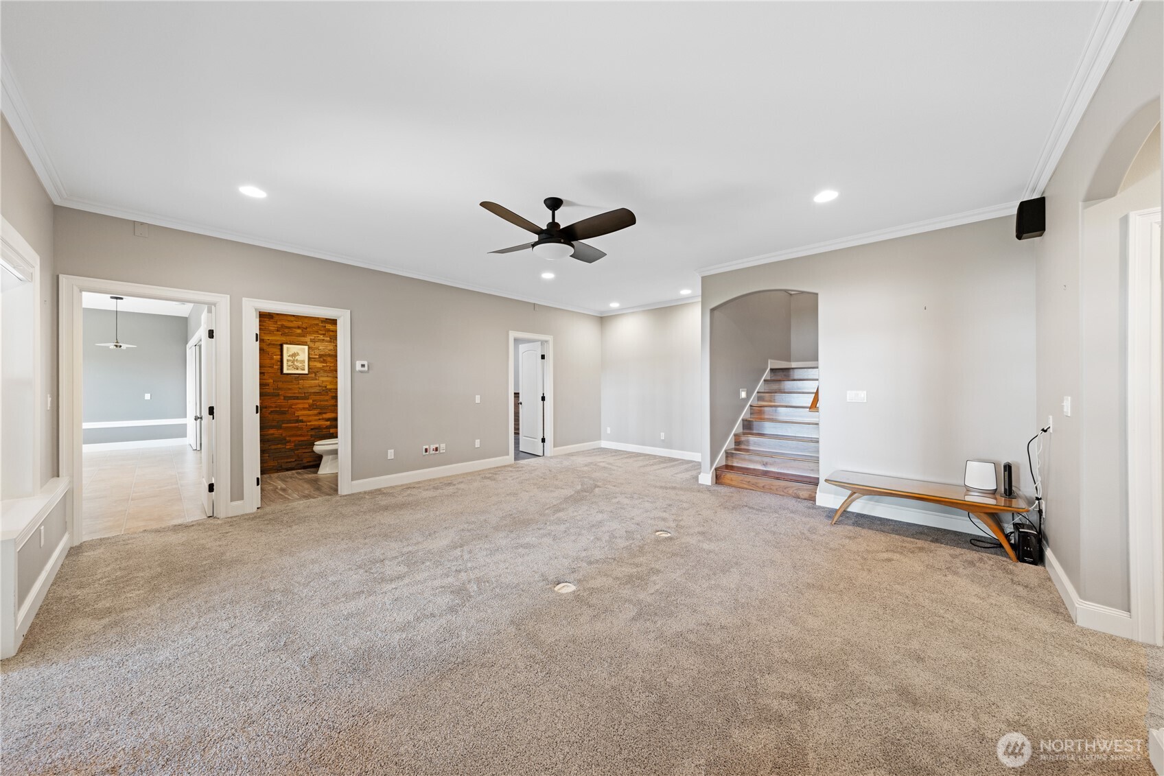 6608 Ivy Street , Anacortes, WA 98221-8263