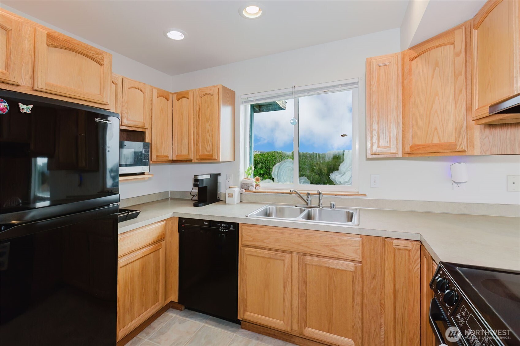 1272 Cutlass Court , Ocean Shores, WA 98569